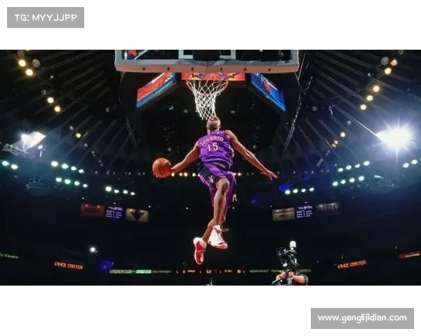 文斯·卡特2000年扣篮大赛精彩回顾：飞天神话与篮球历史的巅峰时刻